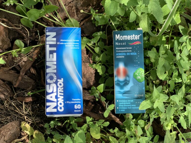 Mometazon w aerozolu.